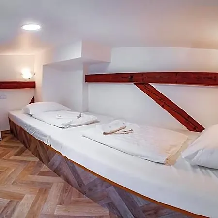 Toni Hotel 3*